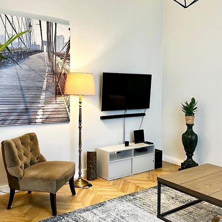 4M High Apartment In Heart Of Warsaw! Bagian luar foto